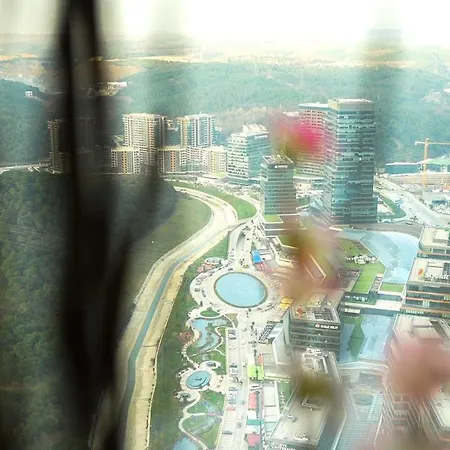 Apartment Skyland - 52nd Floor Luxury Studio Istanbul